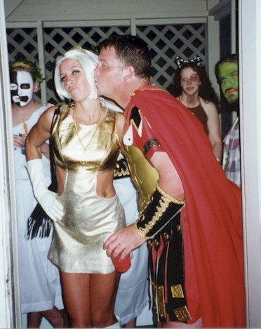 Halloween2000_16.jpg (55550 bytes)